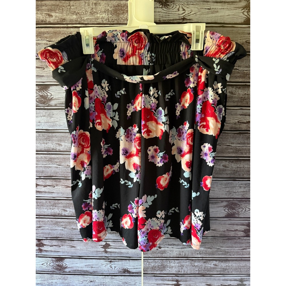 LuLaRoe Women's Paperbag Shorts Size 3XL Black Floral Belt Pull-On